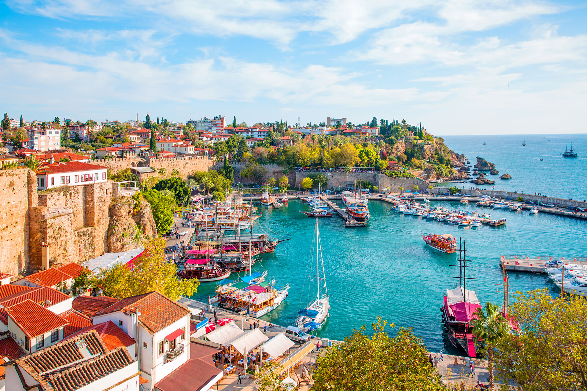 Başarılı Bir Konferans Planlama: Etkileyici ve Verimli Bir Etkinlik İçin İpuçları